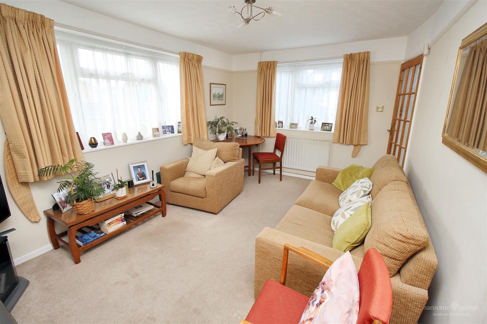 Dee Road, Tilehurst, Reading